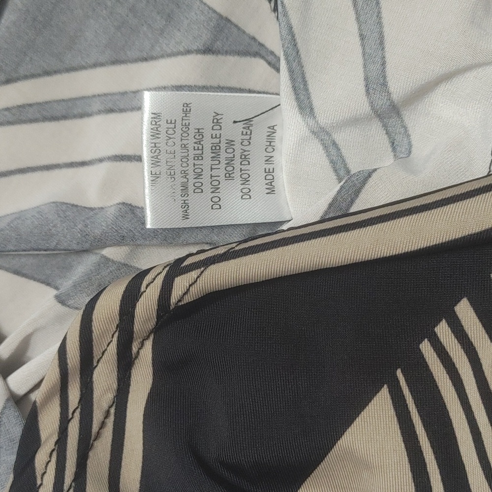 R&B Collection Super Soft Geometric Design Shirt Dress w/ Pockets Sz M - Picture 8 of 10